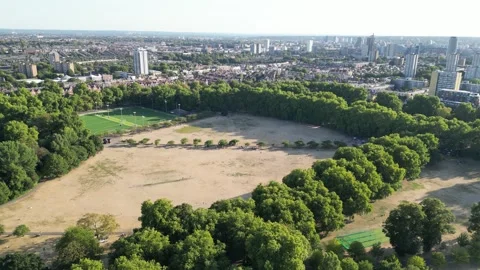 Drought in London, Climate change effect , Battersea Park, 9th Aug 2026 Vídeo Stock 341846279