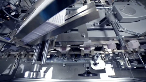 Drug packing robot Stock-Footage 98422397