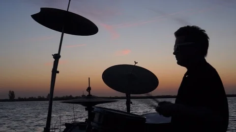 DRUM4 Stockbeeldmateriaal 94527822