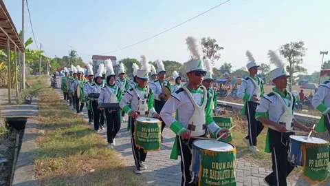 Drumband in carnival Stock Footage 283535769