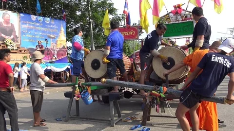 Drummer hitting big ancient drum in city,Thailamd. Stock Footage 76491761
