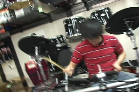 Drummer jams out Video stock 157780