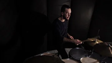 Drummer play in studio Stock-Footage 85525424