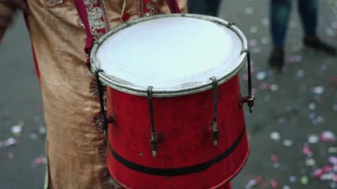 Drummer playing a drum in wedding or festival, men plays drum on beat 스톡 동영상 175909512