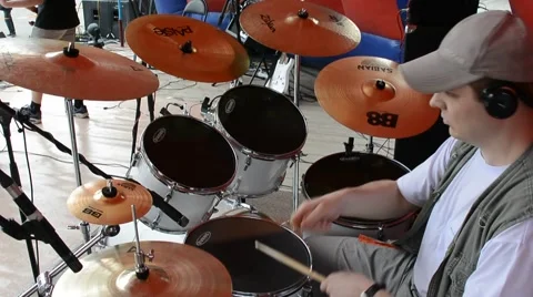 Drummer playing funky groove 動画素材 47004549