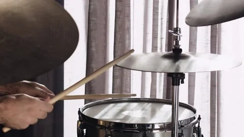 Drumming Vídeos de archivo 154705183