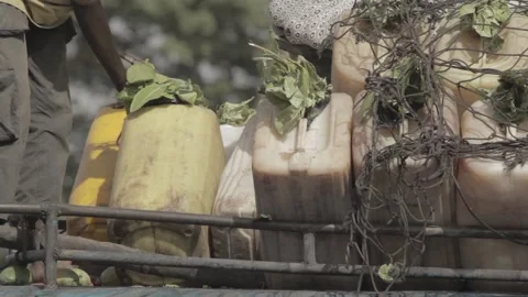Drums for transporting cashew liquids 스톡 동영상 146457073