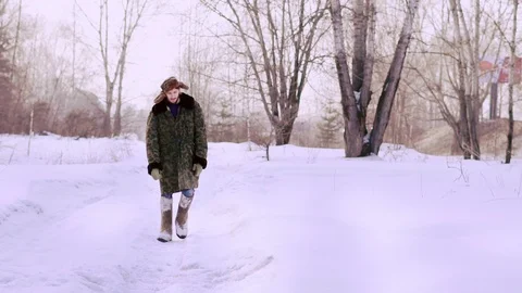 Drunk man falls Stock Footage 104337413