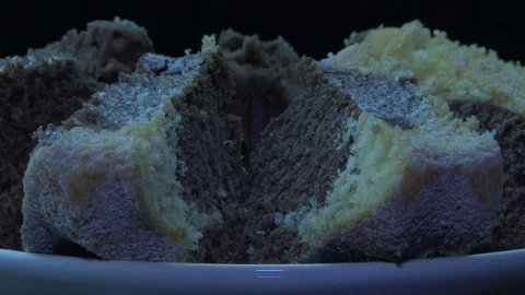 Dry cake slices 動画素材 82852997