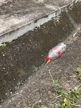 Dry Drain Plastic Bottle Trash Stock Photos