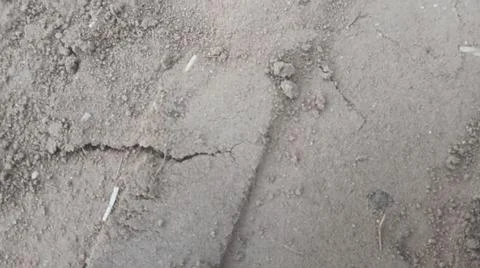 Dry Sandy Soil Texture with Buried Stones ​Option 2 (Conceptual): Fine Dry Stock-Fotos