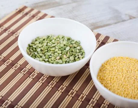 Dry split green peas Stock Photos