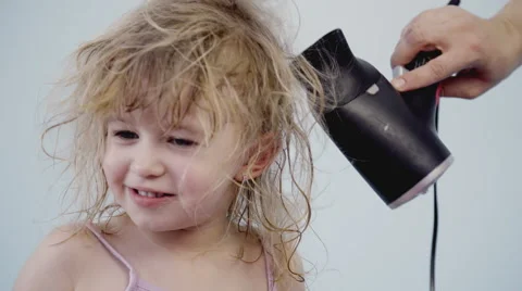 Drying Hair Видео 49726713