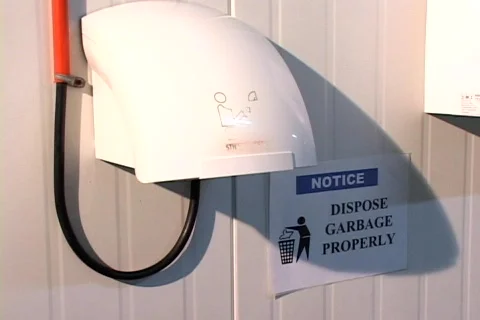 Drying Hands 動画素材 146756