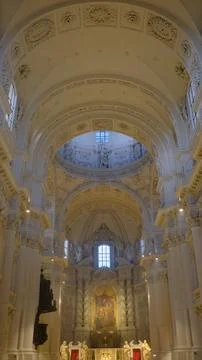 DSCF1685Inside view of St. Stephen's Basilica in Budapest, Hungary Stock Photos