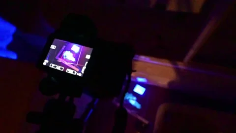 Dslm camera recording a jacuzzi with blue led lights Vidéo 320815644