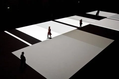 DU LP-Nord test pattern 09.tif Menschen in der Audiovisuellen Installation... Stock Photos