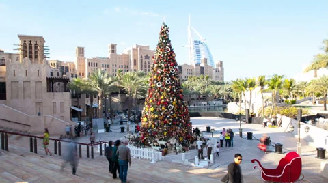 Dubai christmas tree time lapse Stock Footage 37613420