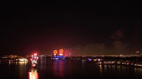 Dubai Fireworks 7 Vídeo Stock 102212928