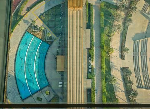 Dubai Frame 150-meter-high glass bridge at its summit 库存照片