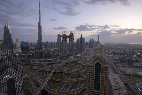 Dubai Time lapse at the sheikh Zayed Road 스톡 동영상 104009837