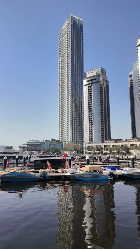 Dubai, UAE - 24 June 2026: Sunset and evening atmosphere at Dubai Creek wat.. Stock Footage 337547866