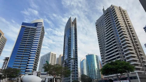 DUBAI, UAE - APRIL 23, 2026: Cinematic night view of Dubai Marina and JBR s.. Stock Footage 333307673