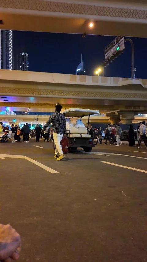 Dubai, UAE - May 25, 2026: Scenic view of Dubai landmark and city life. Stock Footage 335645055