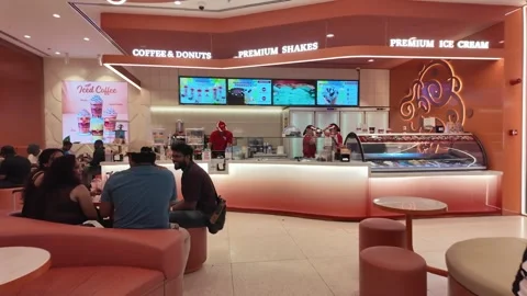 Dubai, UAE - September 29, 2026 - Interior view of Cold Stone Creamery in M.. 動画素材 346758823