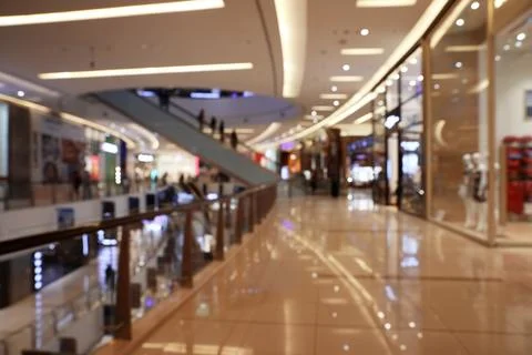 DUBAI, UNITED ARAB EMIRATES - NOVEMBER 03, 2018: Blurred view of luxury shopp Stock Photos