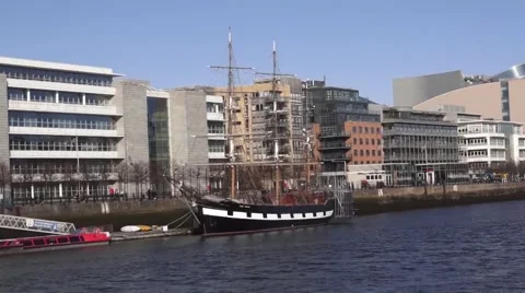 Dublin Classic Ship 스톡 동영상 48269834