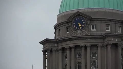 Dublin Customs House Clock 스톡 동영상 46694063