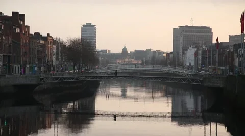 Dublin Quays at Dawn Stock Footage 46025440