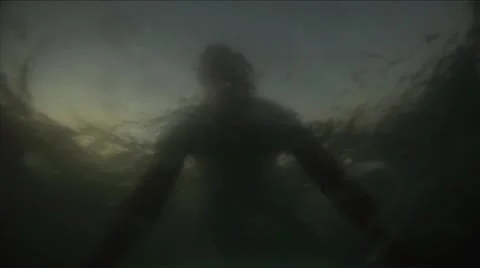 Duck dive 库存影片 8840995