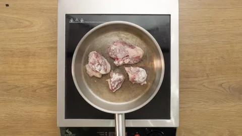 Duck in flour. fried in a pan. Cooking process. upper plan. Prt 2 Video stock 164046789