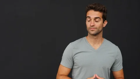 Dude pointing Stock Footage 93934519