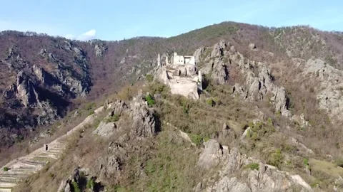 Duernstein 2k Ruine zoom out 6 Stockbeeldmateriaal 340450366