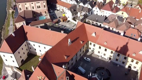 Duernstein HD Turm Citty zoom out Stock-Footage 340450295