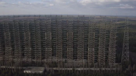 Duga Radar Array near Chernobyl 스톡 동영상 330898541