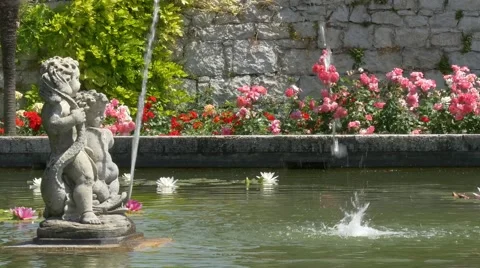 Duino castle park water sculpture Vídeo Stock 68346565