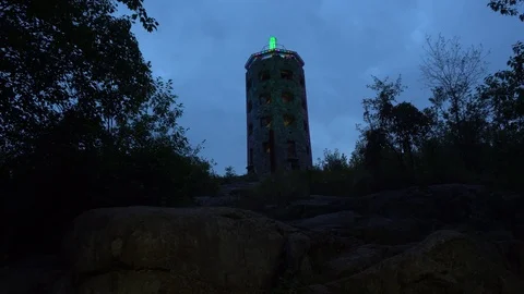 Duluth Enger Park Observation Tower at Night Vídeos de archivo 116060373