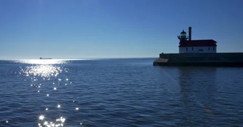 Duluth Harbor Lighthouse, Lake Superior, Great Lakes, Minnesota Video stock 57370890