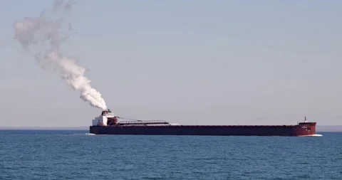 DULUTH, MN - 4 MAY 2025: Iron Ore Ship sails on Lake Superior Stock Footage 318503033