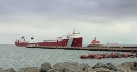 DULUTH, MN - 5 SEP 2023: Ship sails into the canal from Lake Superior. Stock Footage 264938645