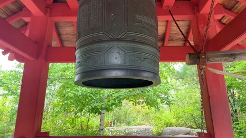 DULUTH, MN - 7 SEP 2023: Japanese Peace Bell in Duluth Minnesota. Stock Footage 260680543
