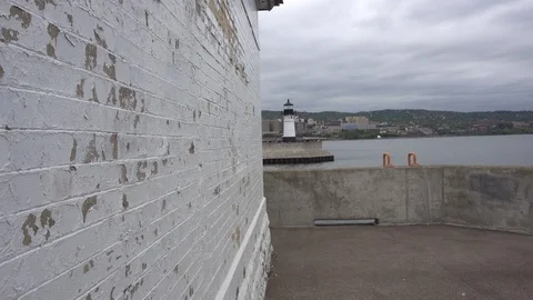 Duluth North Pier Lighthouse Vídeos de archivo 116068361