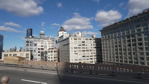 The Dumbo area at Brooklyn Bridge New York 動画素材 99646517