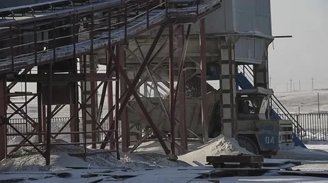 Dump Truck loaded. Video stock 63545580