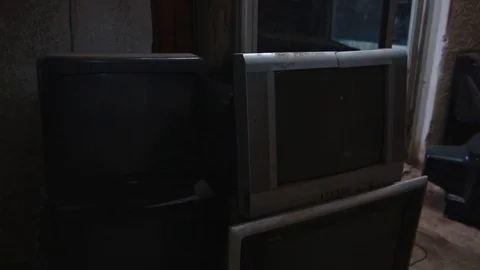 Dump tv old television Video stock 89813668