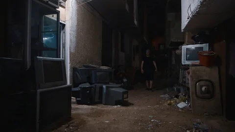 Dump tv old television Video stock 89813699